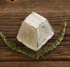 ヴァランセ チーズの名称 チーズ辞典 チーズクラブ 雪印メグミルク株式会社